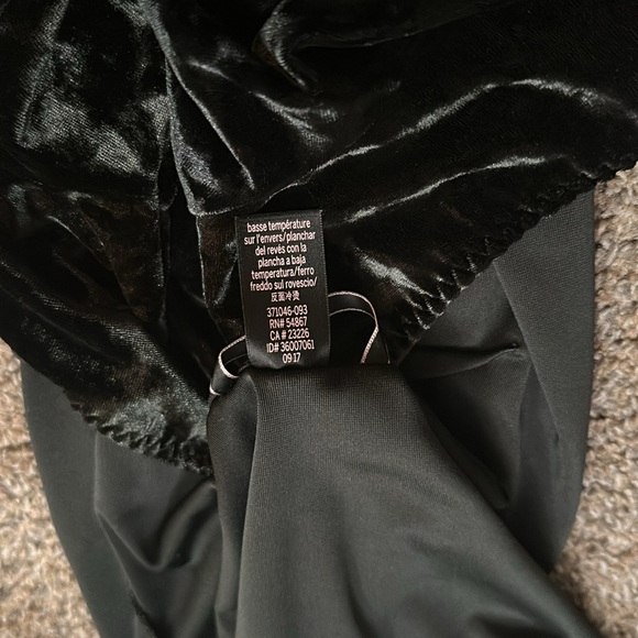 Victoria’s Secret bodysuit XS Velvet thong - Picture 11 of 12